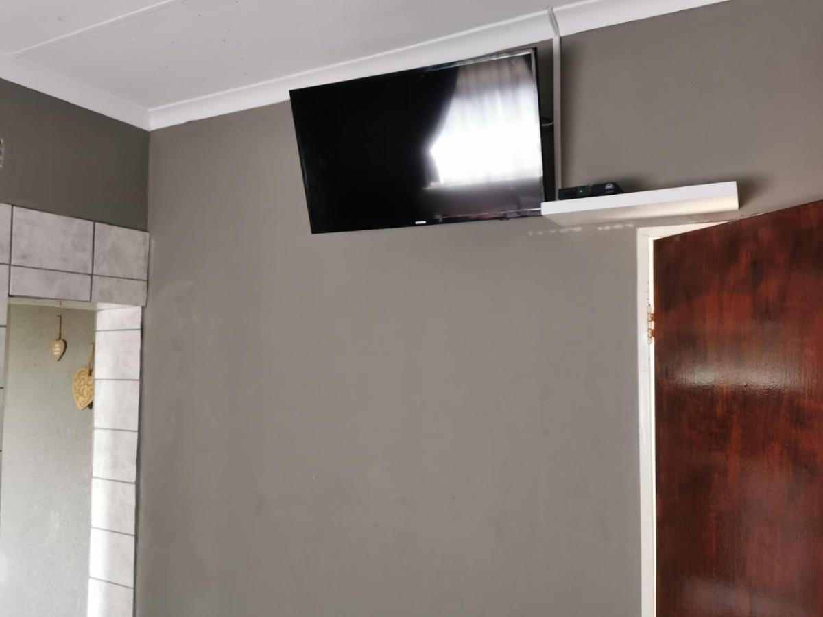 Gluckman Drive Guesthouse Велком Екстер'єр фото